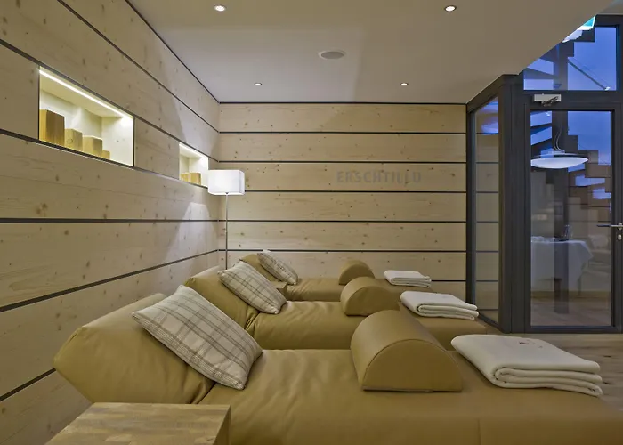 Swiss Alpine Hotel Allalin